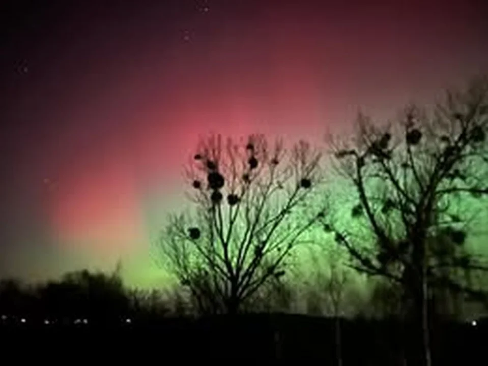 Zorza polarna znów pojawiła się nad powiatem jarocińskim. Ten spektakl był niesamowity [WASZE ZDJĘCIA] - Zdjęcie główne