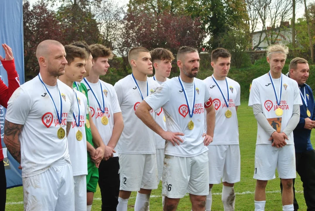 GKS Jaraczewo - Jarota II Witaszyce 2:7 - finał strefowego Pucharu Polski