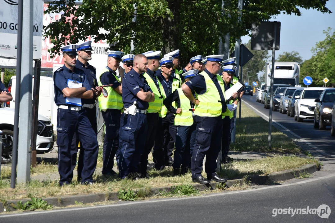 34. Konkurs "Policjant ruchu drogowego 2024” w Gostyniu. Dzień drugi - ręczna regulacja ruchem