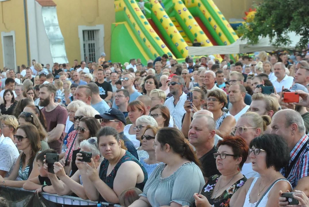 De Mono i Czerwone Gitary na Świętej Górze. Dożynki Powiatowe 2022