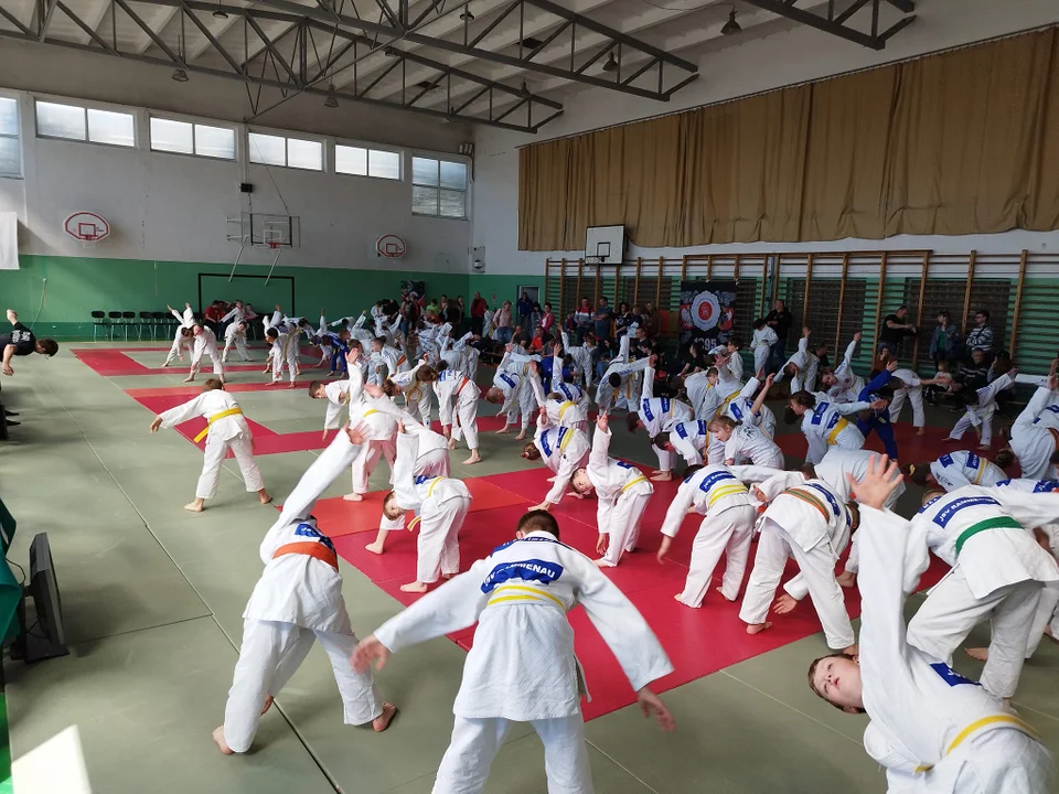 Judocy z Rawicza i Miejskiej Górki na zawodach w Lesznie