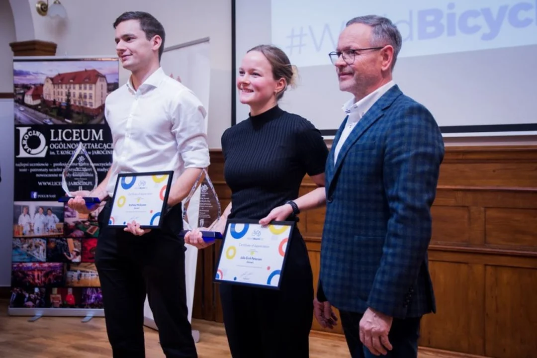 Julie Erch Petersen i Andreas Markussen objechali świat na rowerach. Przybyli także do Jarocina