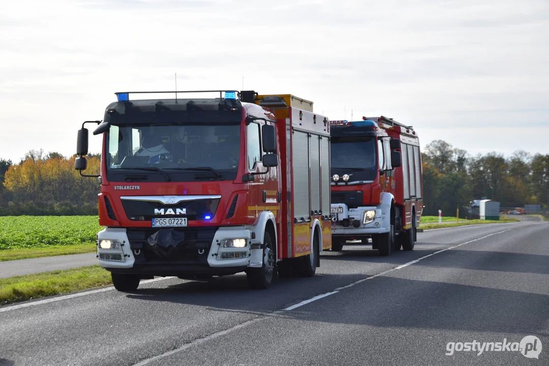 Kraksa na DK12 (obwodnica Borku Wlkp.). Zderzenie 4 samochodów