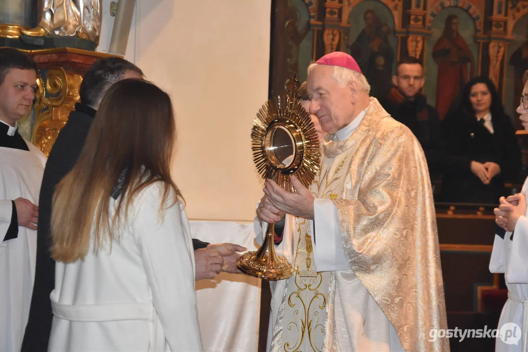 Otwarcie Kaplicy Wieczystej Adoracji we farze Gostyniu. Biskup Zdzisław Fortuniak w Gostyniu