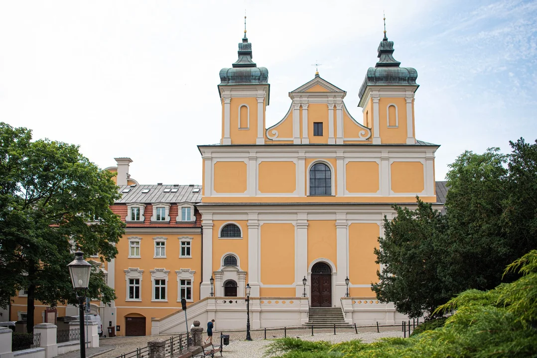 Nagrodzono barokowy kościół i klasztor w Poznaniu oraz budynek mieszkalny w Lesznie. Konkurs "Zabytek Zadbany"