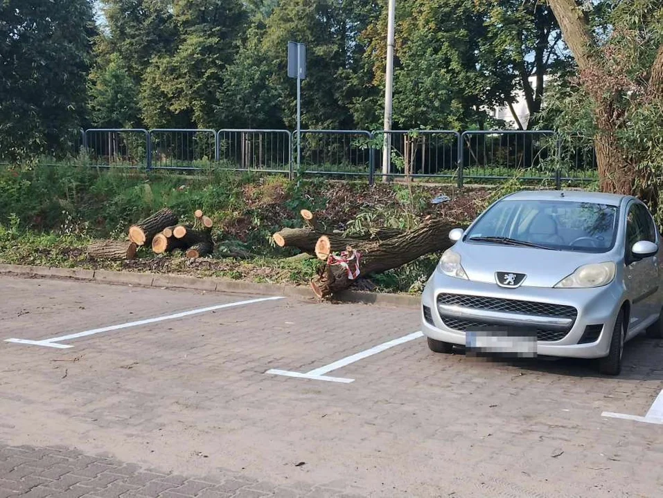 Parking przy ulicy św. Ducha w Jarocinie