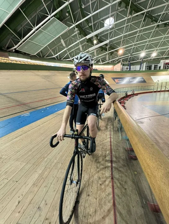 Kolarze Victorii Jarocin na zawodach "Przystanek Sport"