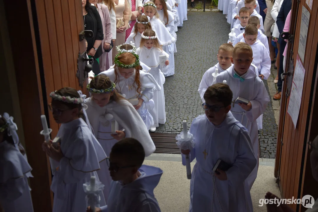 I Komunia Święta w parafii pw. Ducha Świętego i Najświętszego Serca Pana Jezusa w Gostyniu