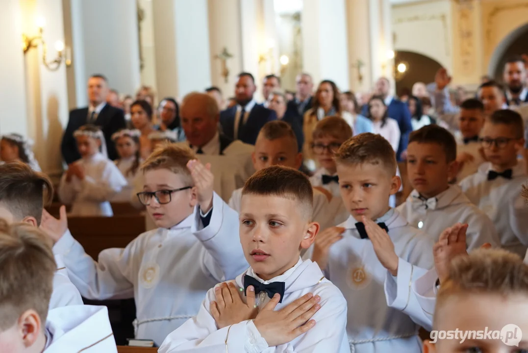 Pierwsza Komunia Święta w parafii pw. Św. Michała Archanioła w Pogorzeli