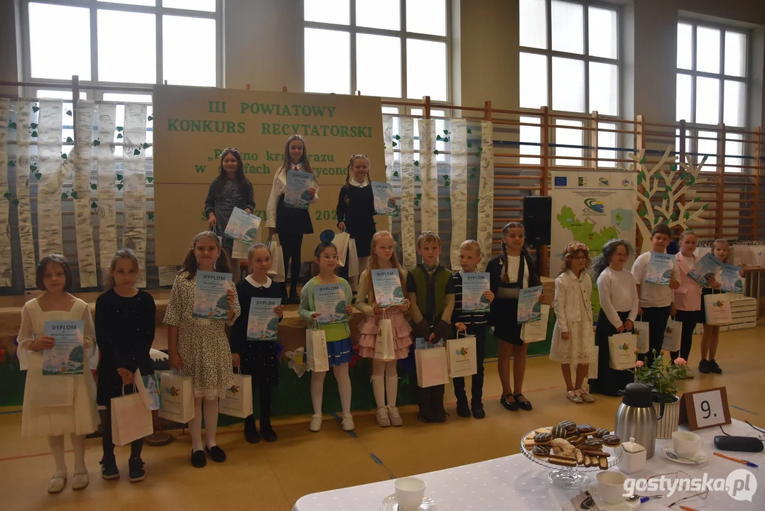 III Powiatowy Konkurs Recytatorski w Skoraszewicach 2025 "Piękno krajobrazu w strofach uchwycone"