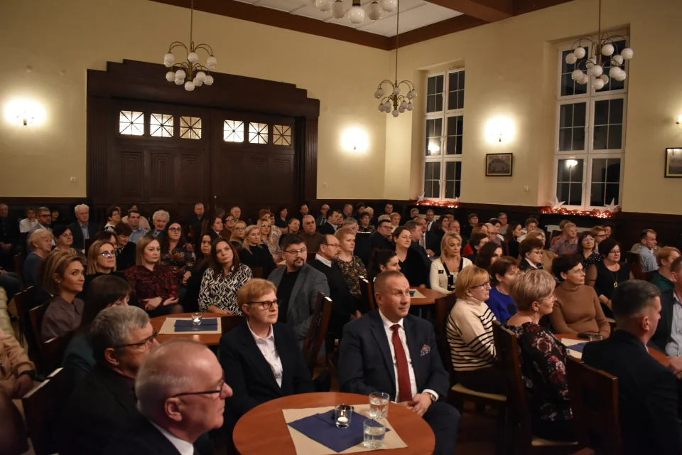 Krotoszyn. Spotkanie burmistrza z sołtysami, szefami rad osiedli i KGW [ZDJĘCIA] - Zdjęcie główne