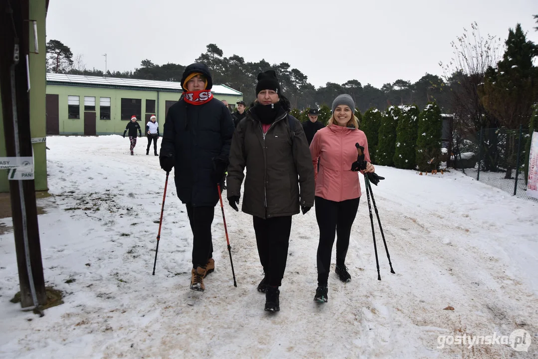 Mikołajkowy Charytatywny Marsz Nordic Walking „Idziemy dla Julki”