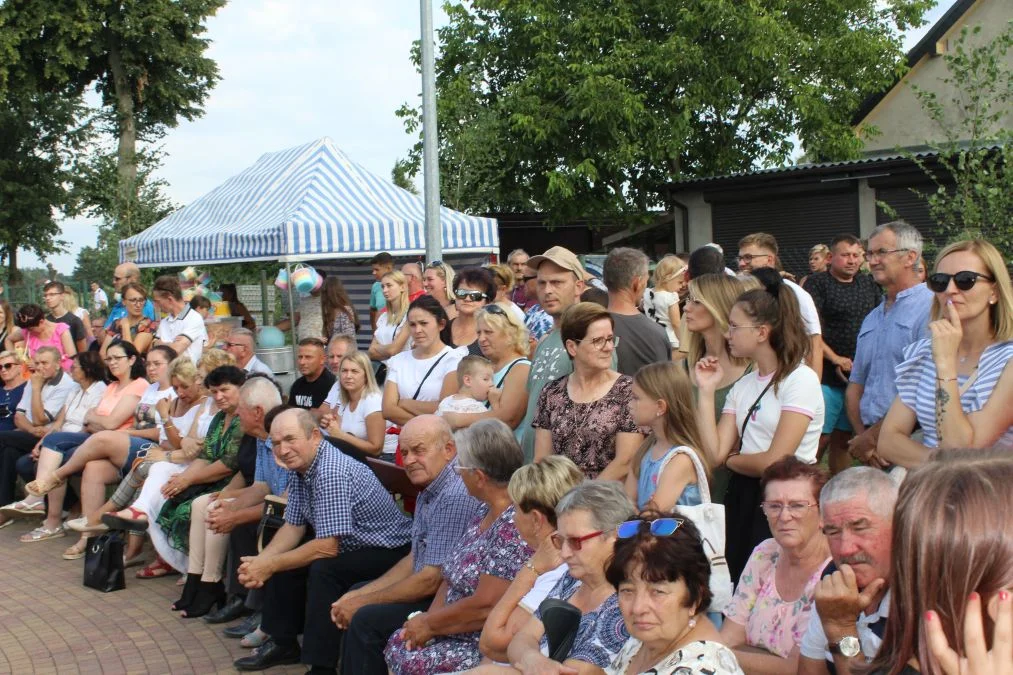 Po dwóch latach przerwy OSP z Dobieszczyzny zorganizowało dożynki