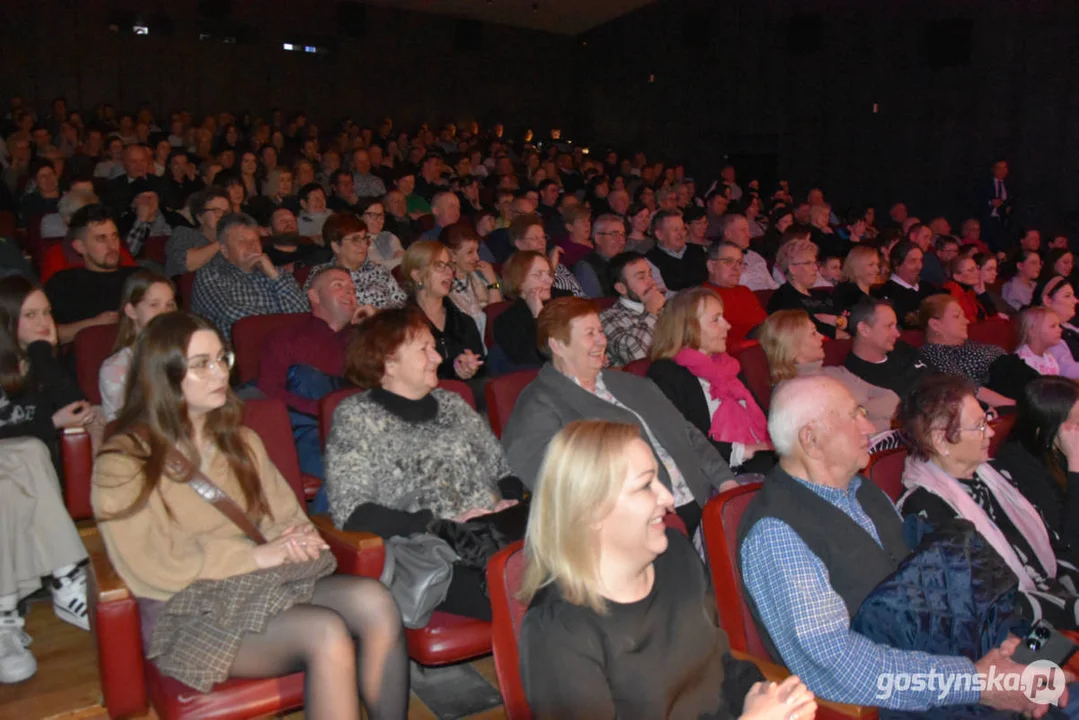 Gwarowe przedstawienie w Krobi - Grupa Teatralna "Na Fali"