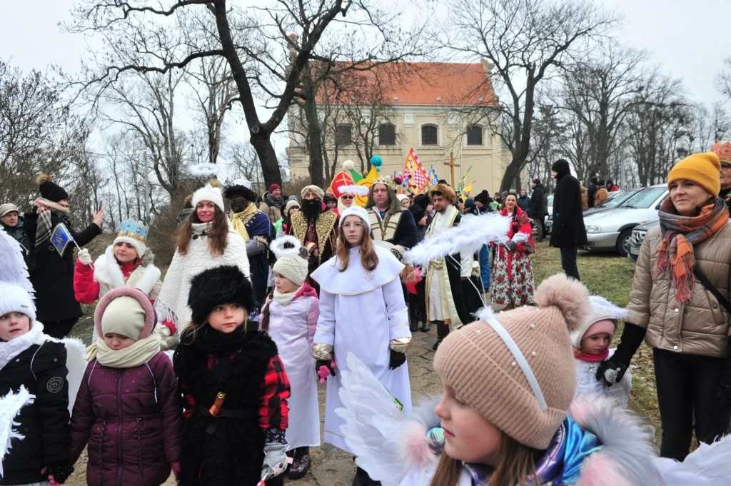 Orszak Trzech Króli w Żerkowie 2024 zdjęcia