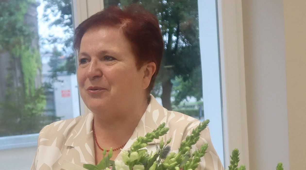 Koźmin Wlkp. Sekretarz Irena Maroszek przeszła na emeryturę [ZDJĘCIA] - Zdjęcie główne