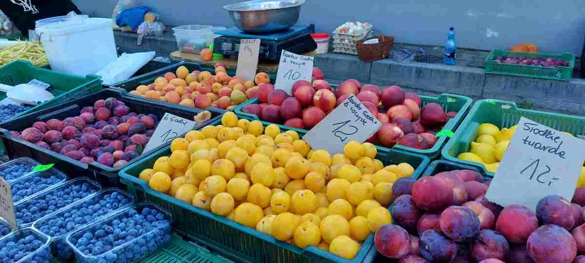 Ceny warzyw i owoców. Sprawdź jak wygląda sytuacja na targowisku w Jarocinie - Zdjęcie główne