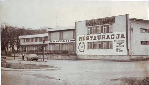 Restauracja Bax w Pleszewie. Chodziło się tam na kotlety po cygańsku i lody „cassaty” - Zdjęcie główne