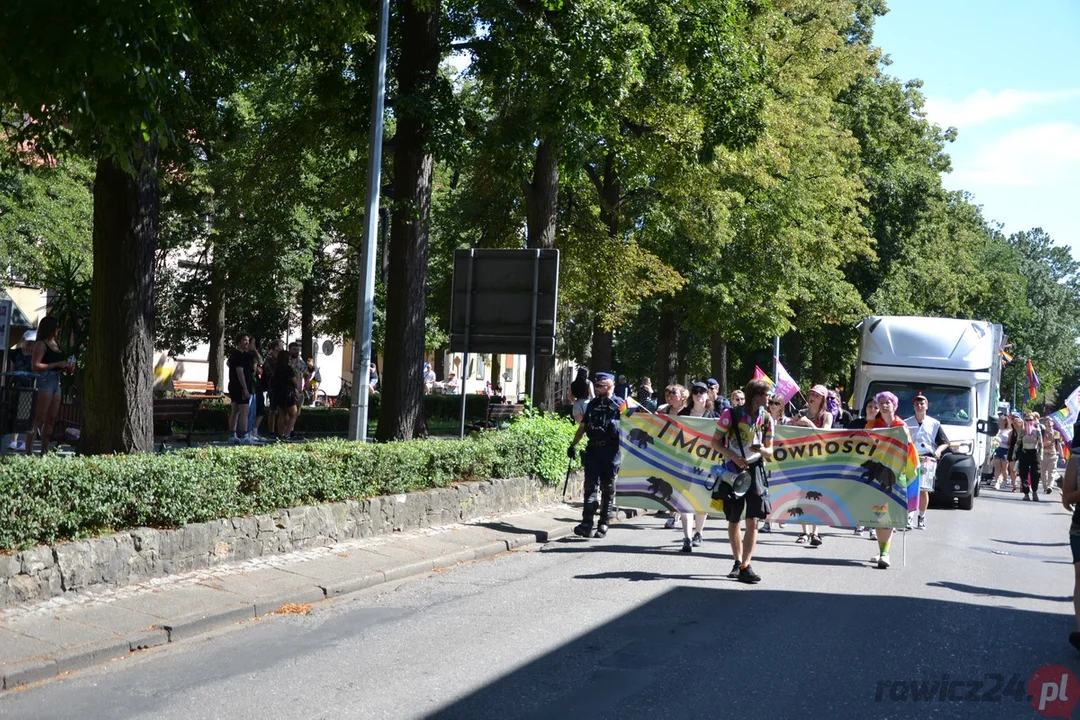 Marsz Równości i kontrmanifestacje w Rawiczu