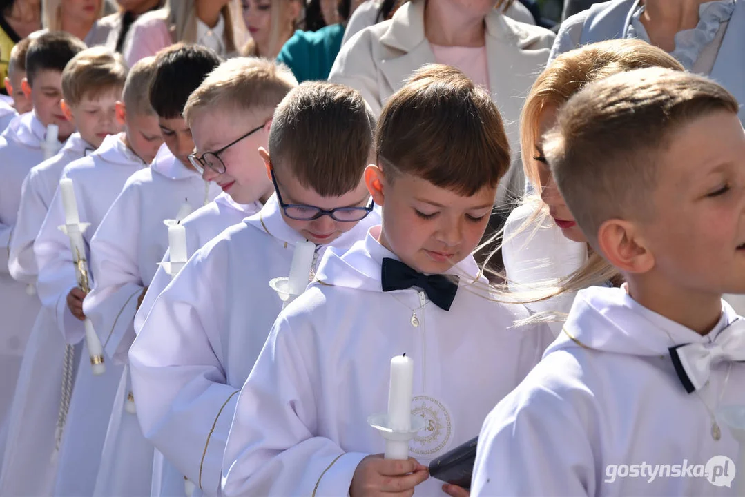 Sakrament I Komunii Świętej w parafii w Pogorzeli