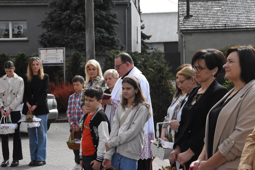 Święcenie potraw w Lutogniewie, Dzierżanowie, Bożacinie i Wróżewach [ZDJĘCIA]