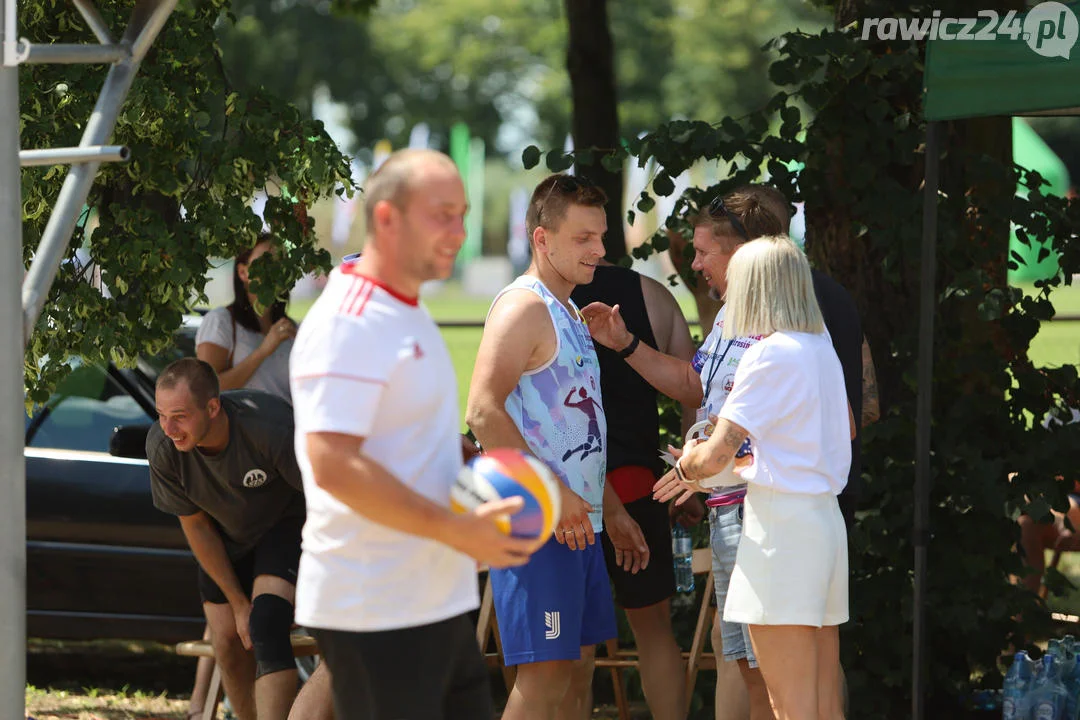 Turniej siatkówki plażowej w Jutrosinie