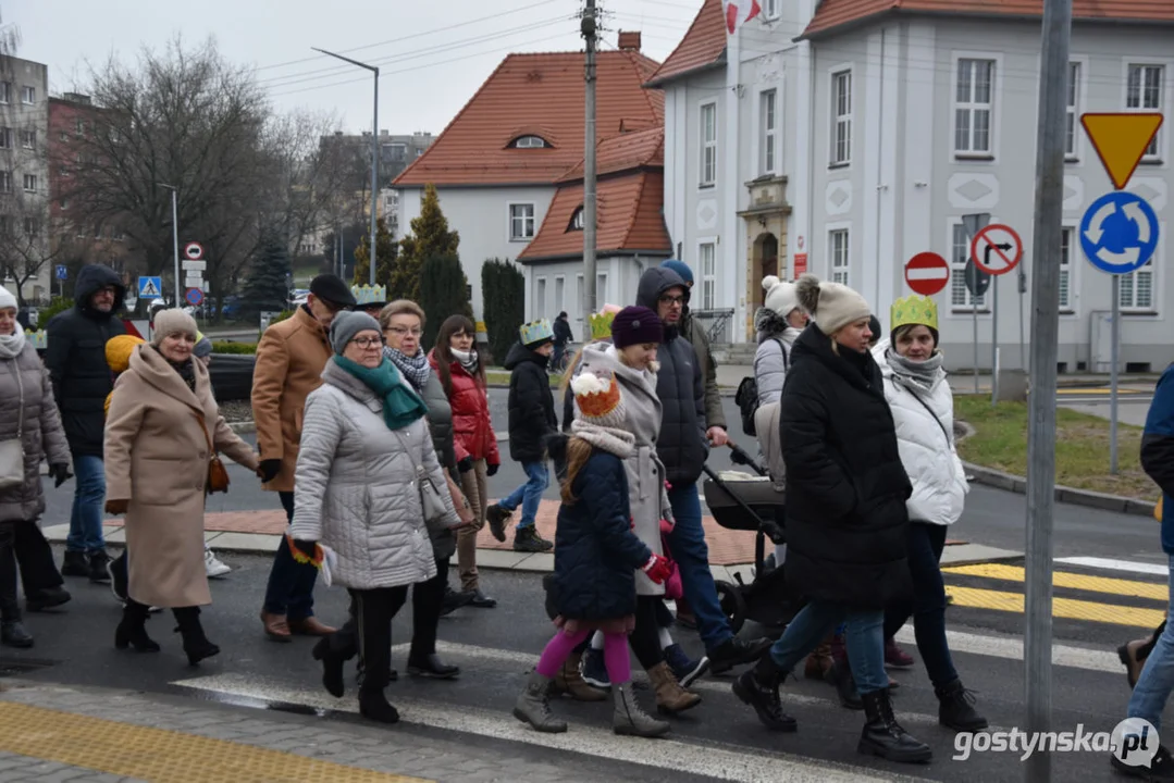 "W jasełkach leży" - Orszak Trzech Króli na ulicach Gostynia