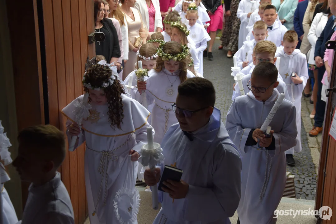 I Komunia Święta w parafii pw. Ducha Świętego i Najświętszego Serca Pana Jezusa w Gostyniu