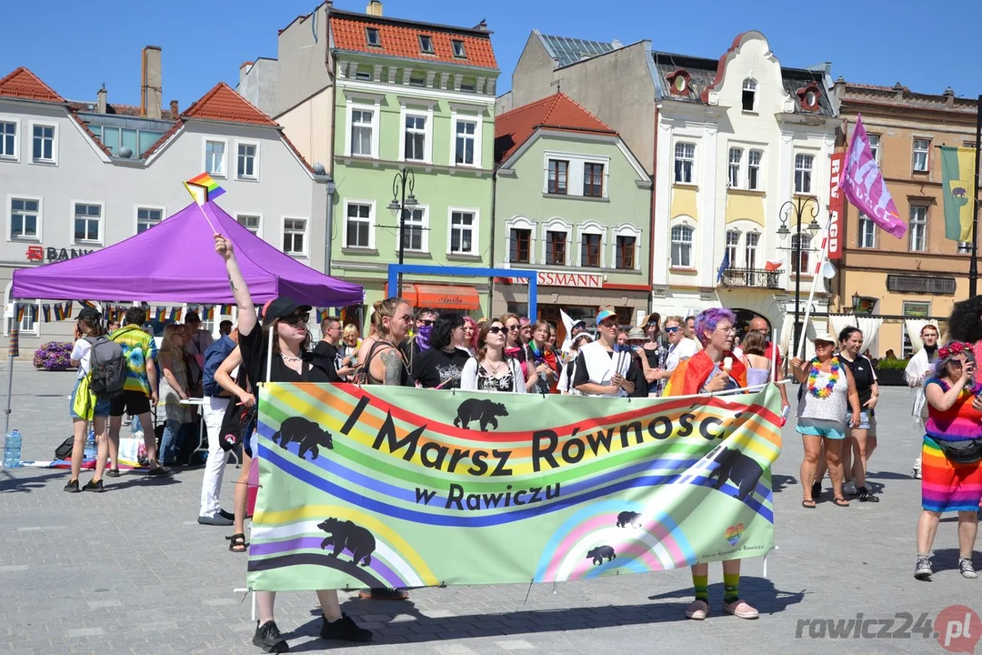 Marsz Równości i kontrmanifestacje w Rawiczu