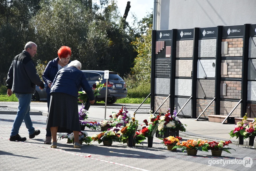 Wszystkich Świętych w Gostyniu - drożyzna branży cmentarnej nie ominęła