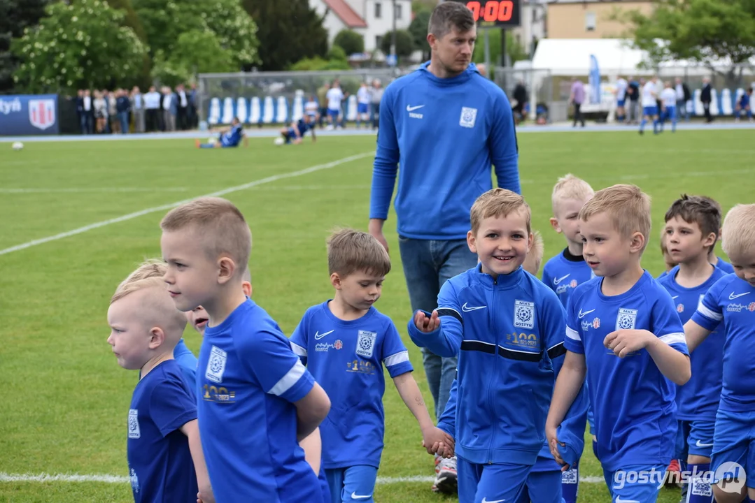 Mecz oldboyów Kani Gostyń i Lecha Poznań na 100-lecie Kani