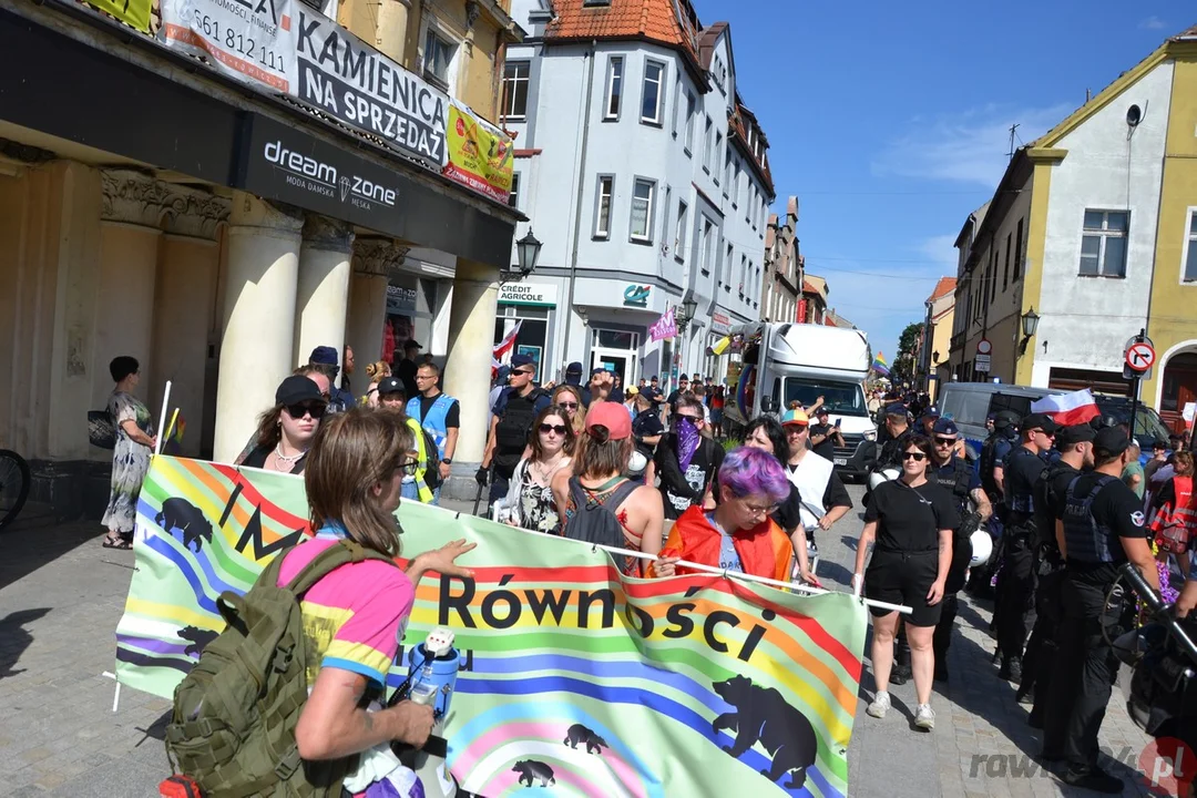 Marsz Równości i kontrmanifestacje w Rawiczu