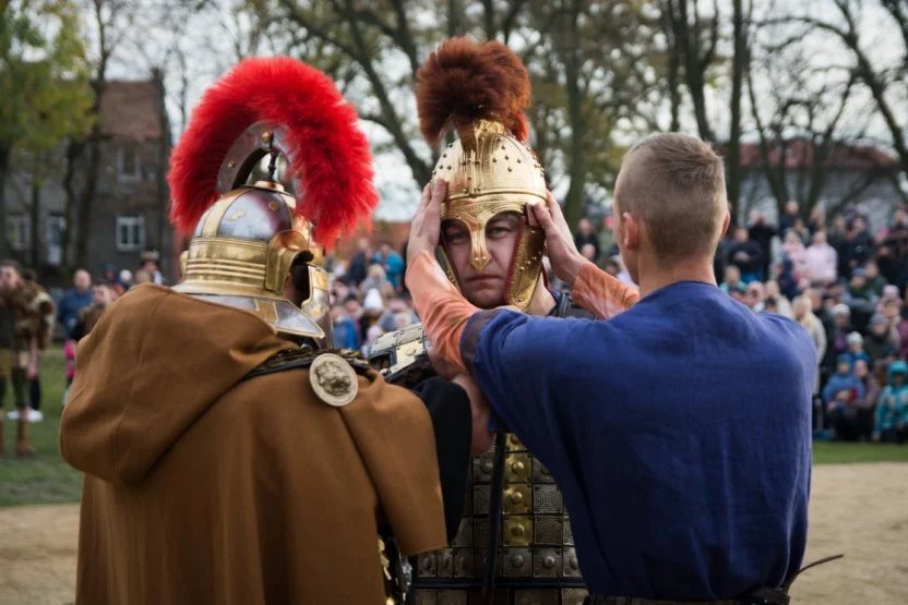 11 listopada w Jarocinie. Inscenizacja legendy o św. Marcinie