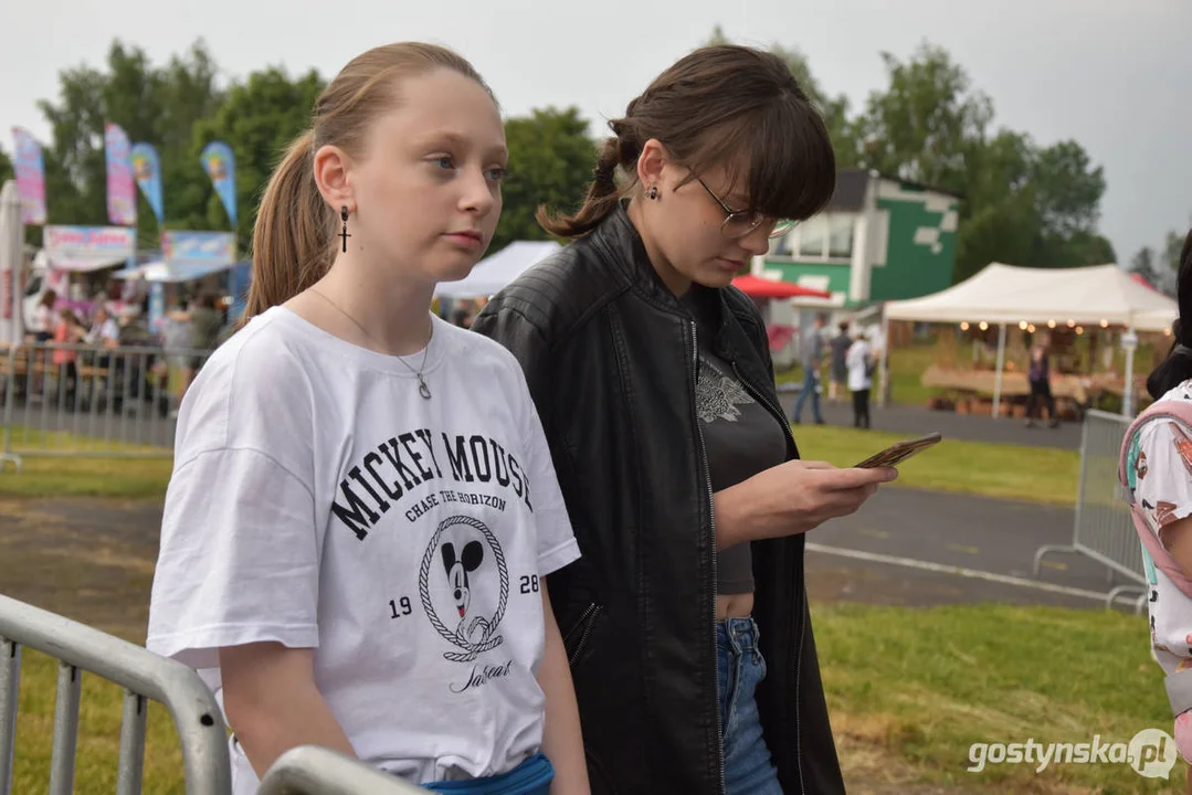 Dni Gostynia 2024. Piątkowe koncerty Peja i Kubańczyka pełne energii