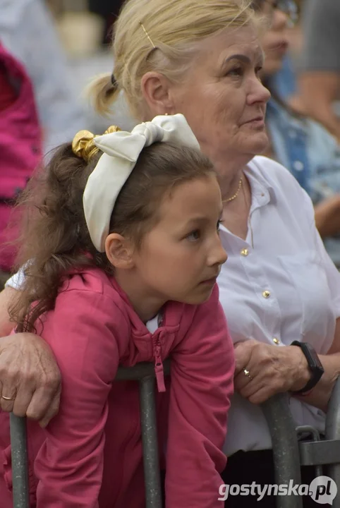 Dni Krobi 2024. Koncert B.R.O oraz występy artystów