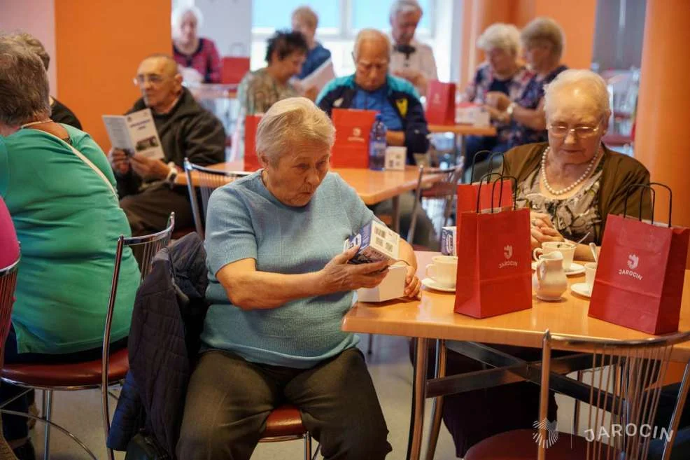 Gmina Jarocin ma dwie propozycje dla seniorów - tych aktywnych i tych potrzebujących pomocy - Zdjęcie główne