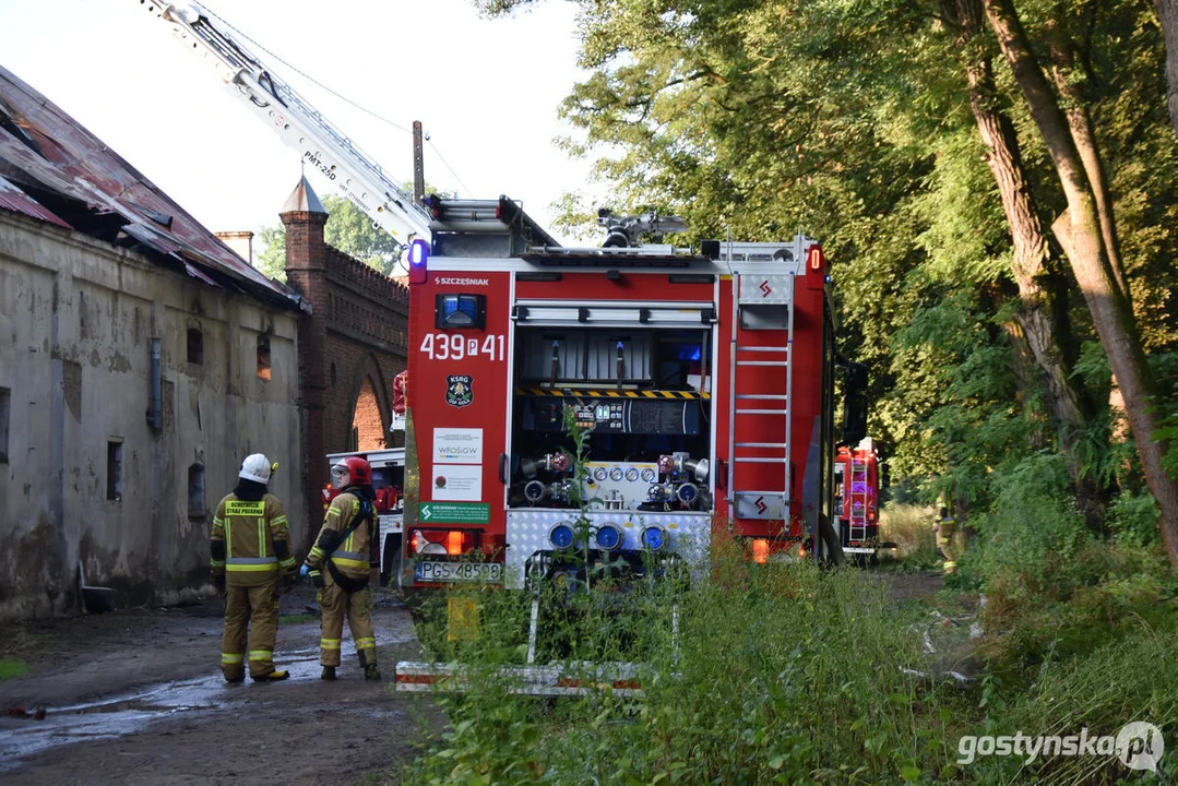 Pożar w gospodarstwie w Podrzeczu