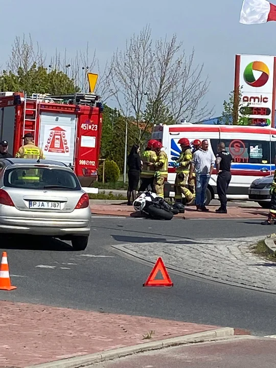 Wypadek na rondzie w Jarocinie