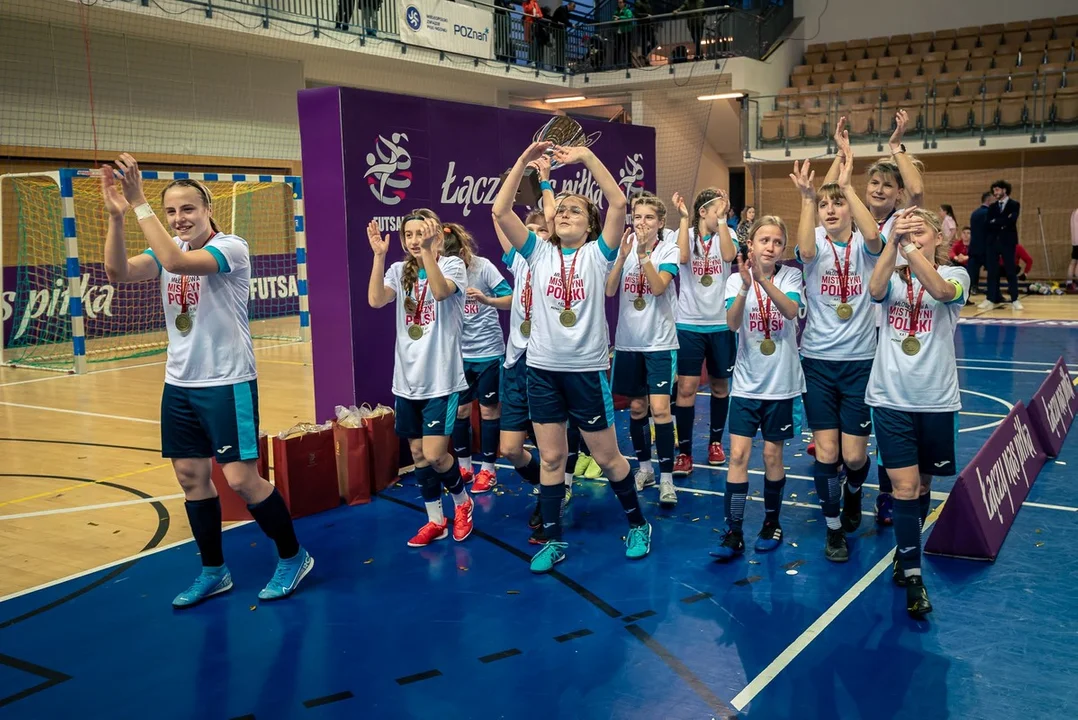 Młodzieżowe Mistrzostwa Polski w futsalu U-15 w Poznaniu. Zwycięstwo Sparty Miejska Górka