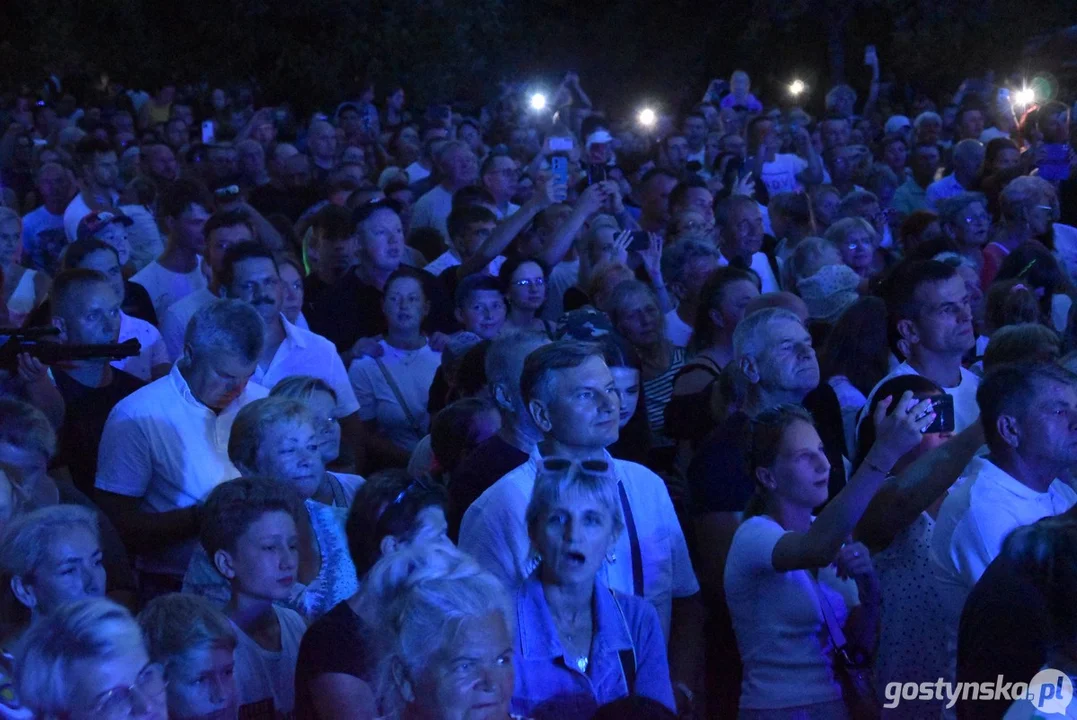 Dożynki powiatowe 2024 na Świętej Górze - koncert zespołu Baciary