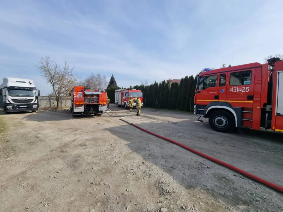 Pożar drewnianego wigwamu w Krobi