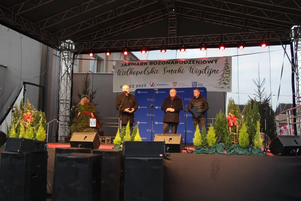 Jarmark bożonarodzeniowy i finał konkursu "Wilekopolskie smaki wigilijne w Choczu"