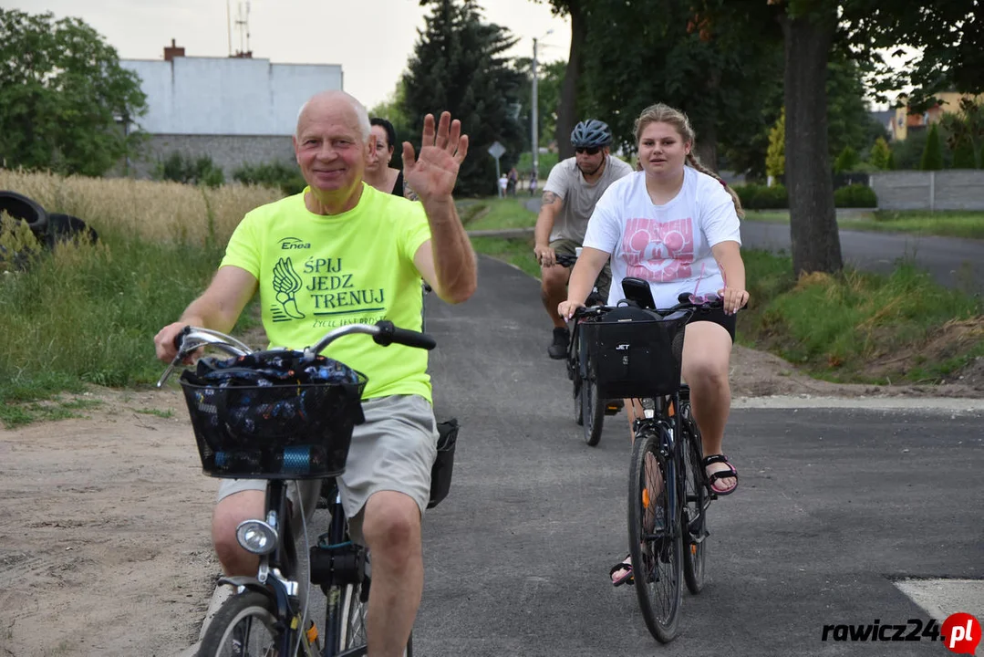 Rodzinna rowerówka w Bojanowie. Na trasie 460 osób [ZDJĘCIA] - Zdjęcie główne