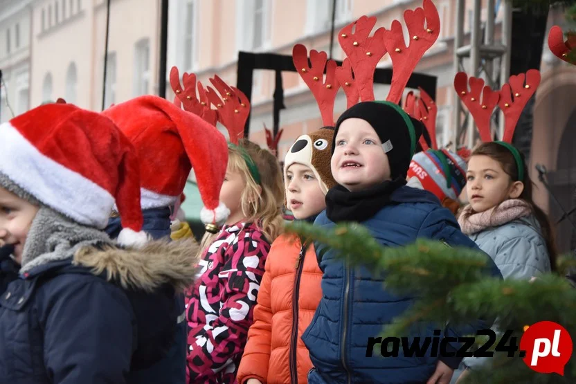 Trwa Jarmark Bożonarodzeniowy w Bojanowie [ZDJĘCIA] - Zdjęcie główne