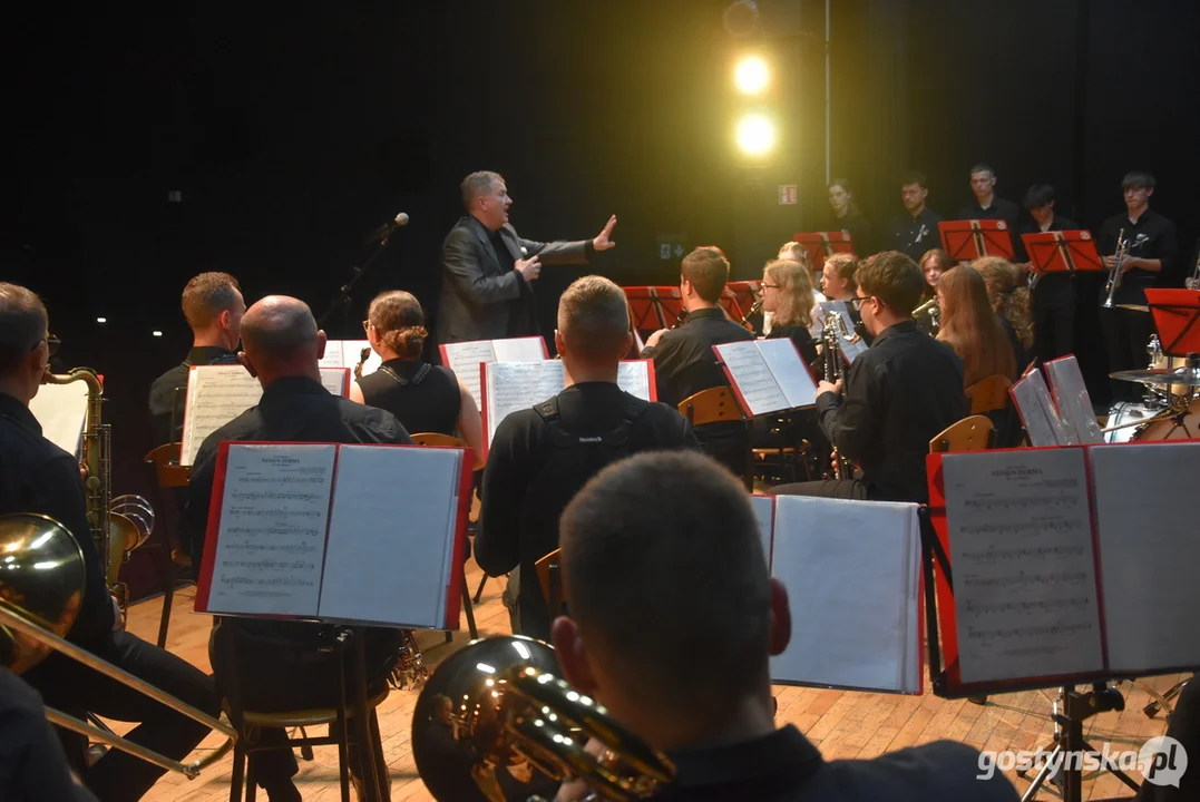 Koncert Orkiestry Dętej w Krobi z okazji Dnia Matki 2025