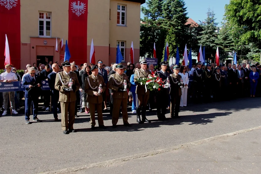 Uroczystości 25 rocznicy przystąpienia Polski do NATO w Pleszewie [ZDJĘCIA] - Zdjęcie główne