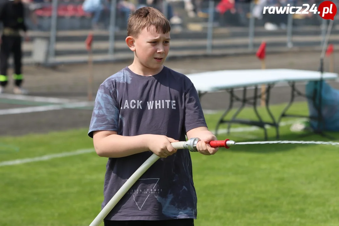 Dziecięce Drużyny Pożarnicze na zawodach w Miejskiej GórceDziecięce Drużyny Pożarnicze na zawodach w Miejskiej Górce