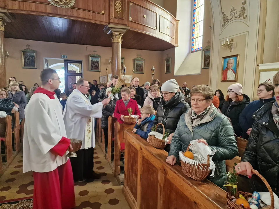 Święcenie potraw w Lutogniewie, Dzierżanowie, Bożacinie i Wróżewach