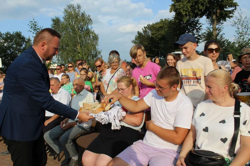 Po dwóch latach przerwy OSP z Dobieszczyzny zorganizowało dożynki