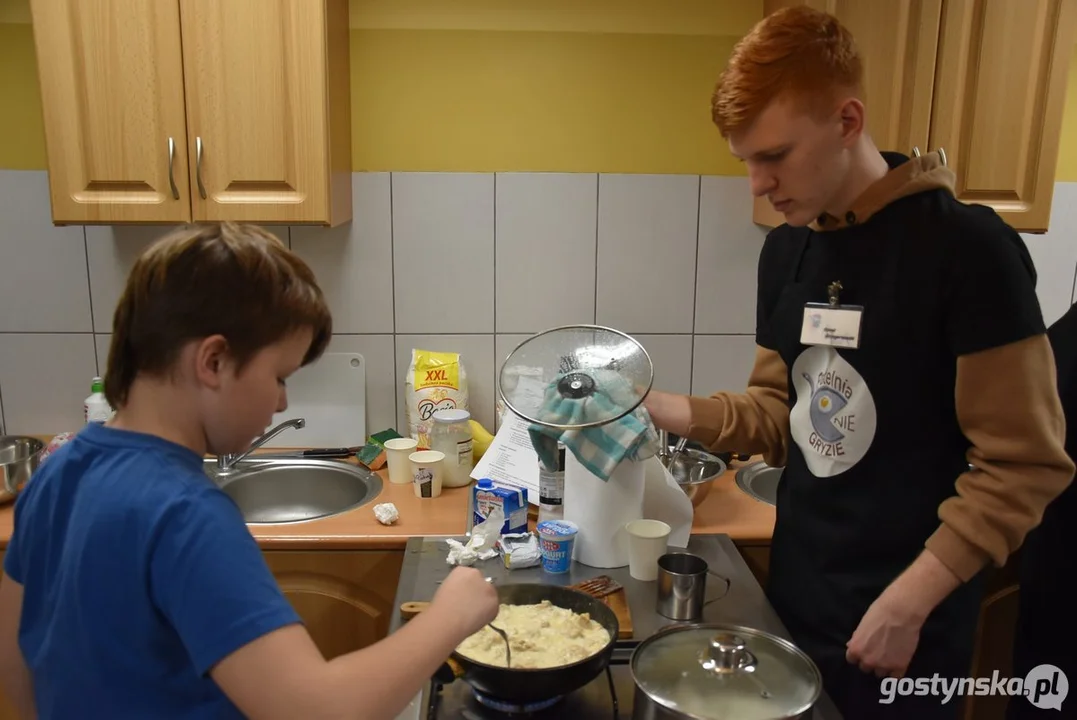 Projekt "Patelnia Nie Gryzie" uczniów gostyńskich, krobskich i leszczyńskich szkół